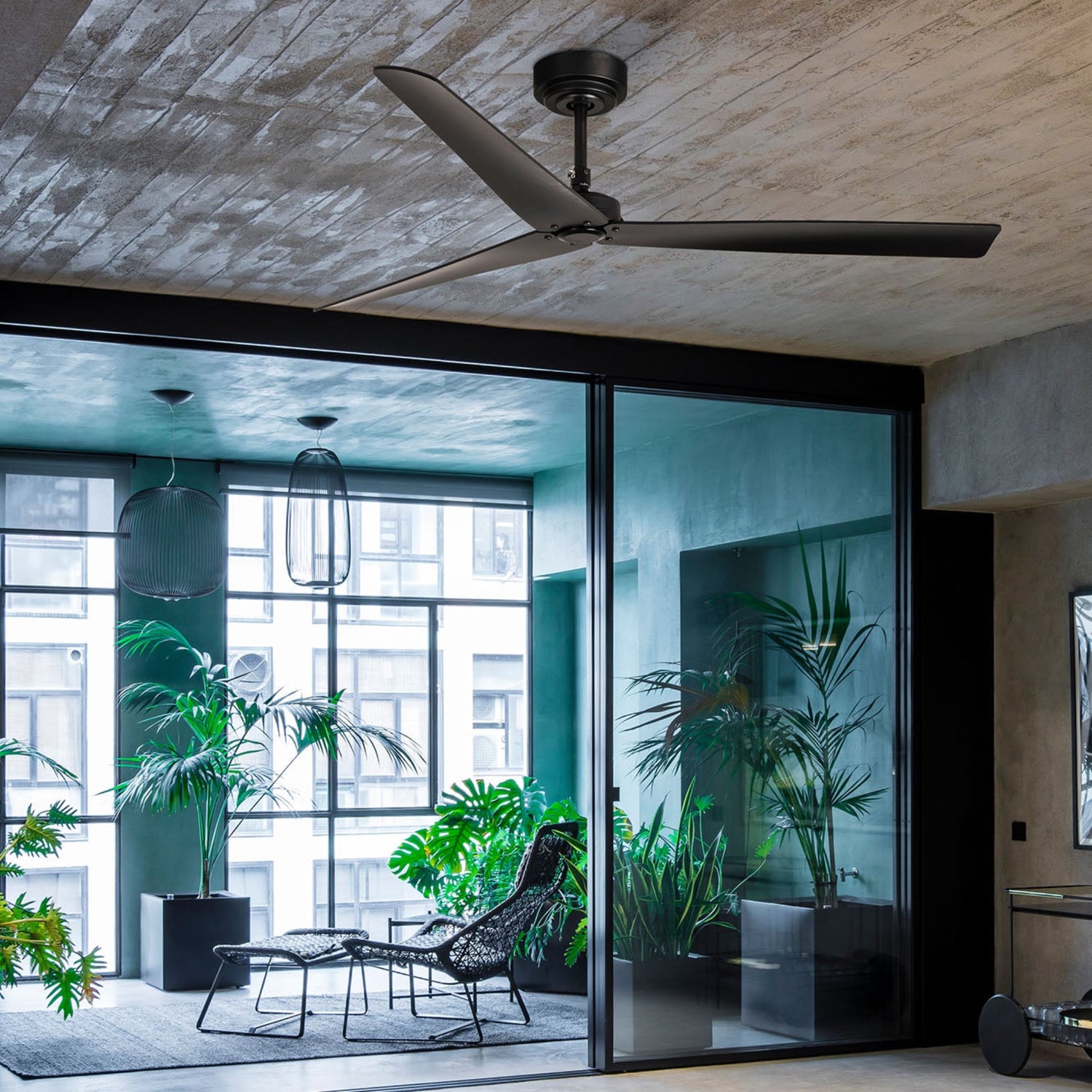 Faro Milos ceiling fan with tropical modern styling and elegant aerodynamic blades for villas, resorts, patios, and coastal homes in Indonesia | Kipas angin plafon Faro Milos dengan desain tropis modern dan blade aerodinamis elegan untuk villa, resort, patio, dan rumah coastal di Indonesia