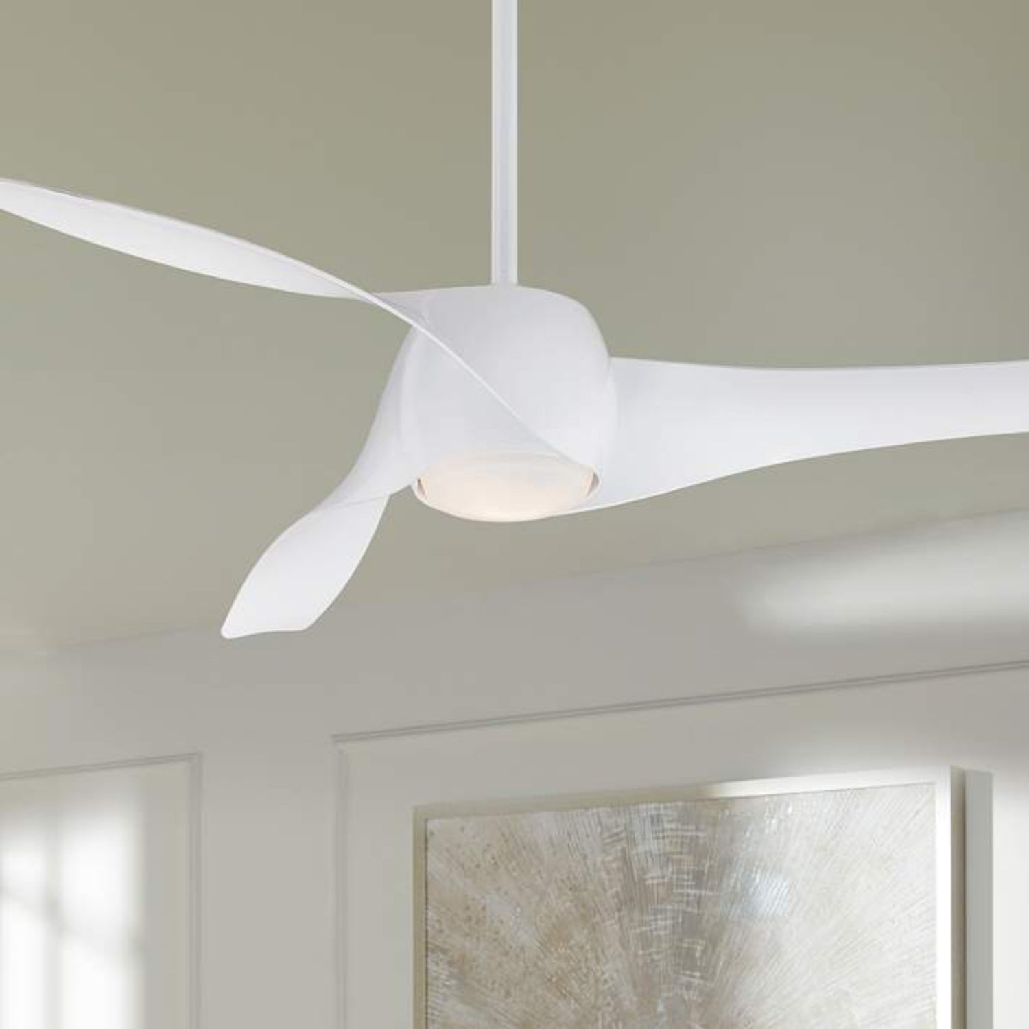 Minka Aire Artemis modern ceiling fan with sculpted aerodynamic blades for luxury homes and designer interiors in Indonesia | Kipas plafon modern Minka Aire Artemis dengan desain baling-baling aerodinamis untuk rumah mewah dan interior designer di Indonesia