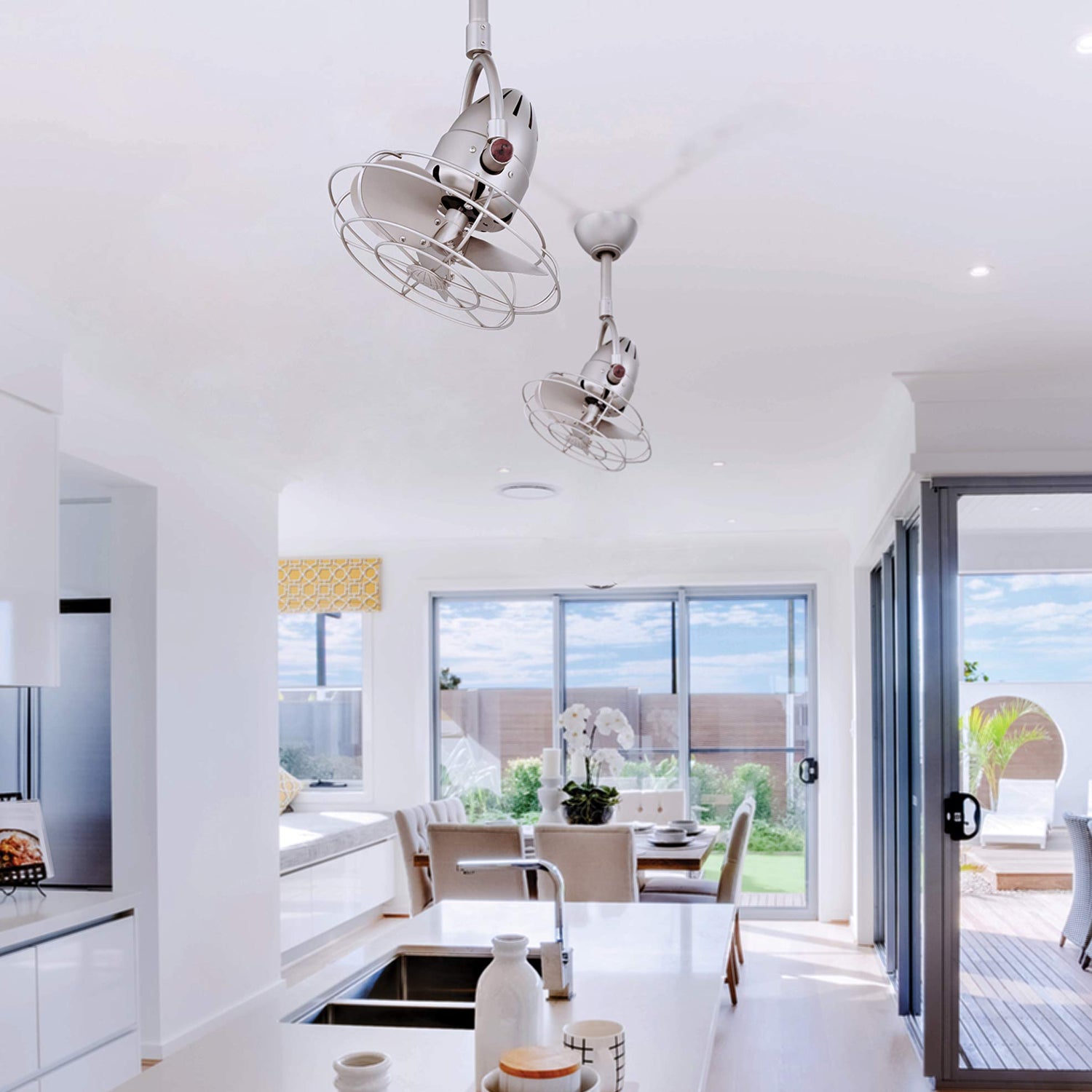 Matthews Diane designer ceiling fan with sculptural aerodynamic blades and contemporary architectural styling for luxury homes and designer interiors in Indonesia | Kipas angin plafon Matthews Diane dengan blade aerodinamis sculptural dan desain arsitektural modern untuk rumah mewah dan interior designer di Indonesia