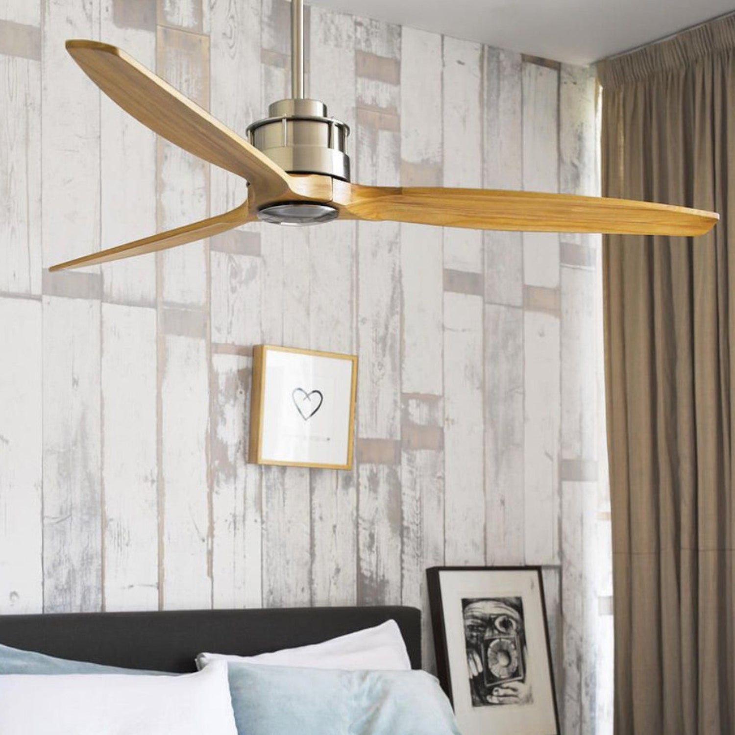Airfusion Akmani ceiling fan with contemporary design, aerodynamic blades, and efficient airflow performance for homes, apartments, offices, and modern interiors in Indonesia | Kipas angin plafon Airfusion Akmani dengan desain kontemporer, blade aerodinamis, dan performa airflow efisien untuk rumah, apartemen, kantor, dan interior modern di Indonesia