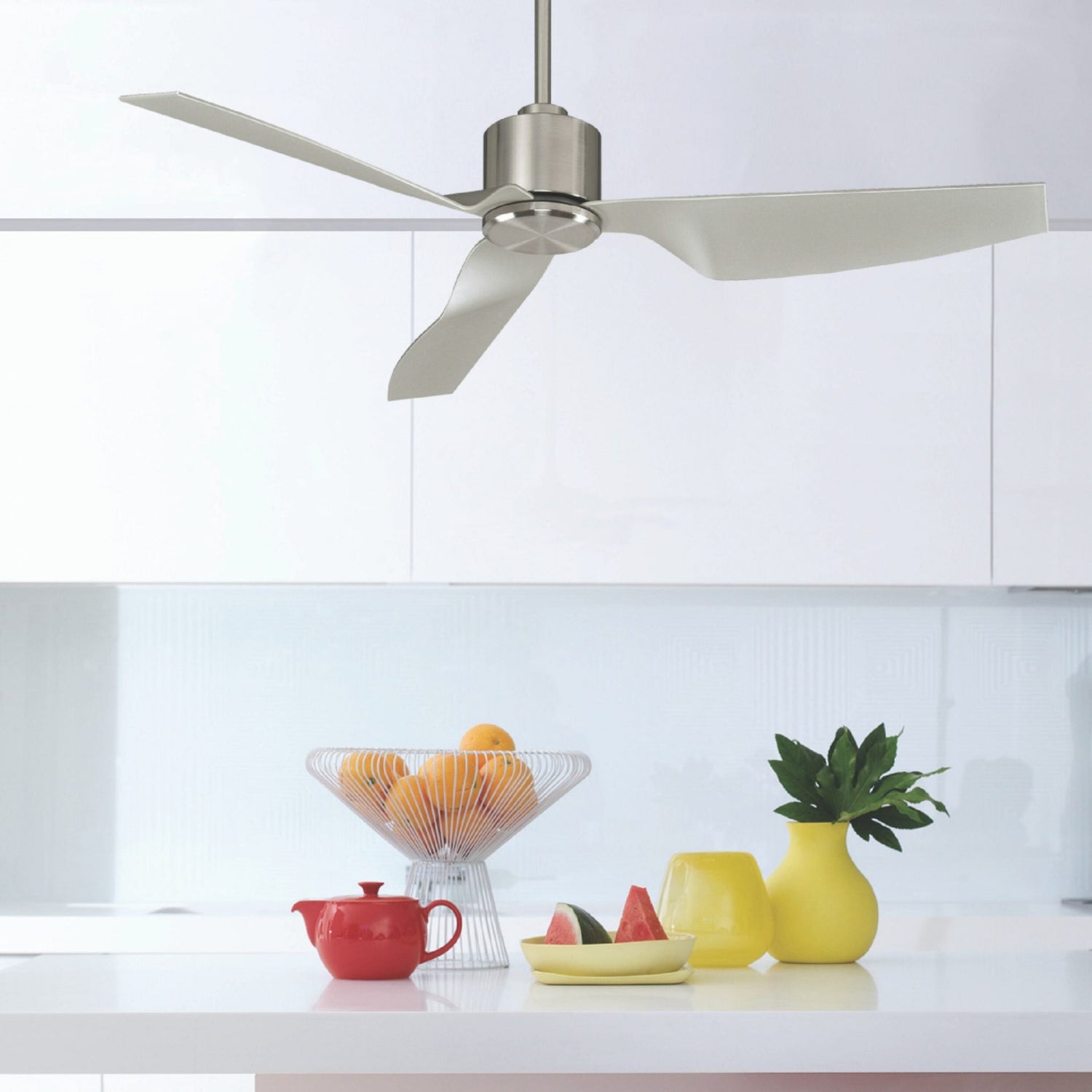 Airfusion Climate II ceiling fan with contemporary design, aerodynamic blades, and efficient airflow performance for homes, apartments, offices, and hospitality spaces in Indonesia | Kipas angin plafon Airfusion Climate II dengan desain kontemporer, blade aerodinamis, dan performa airflow efisien untuk rumah, apartemen, kantor, dan area hospitality di Indonesia