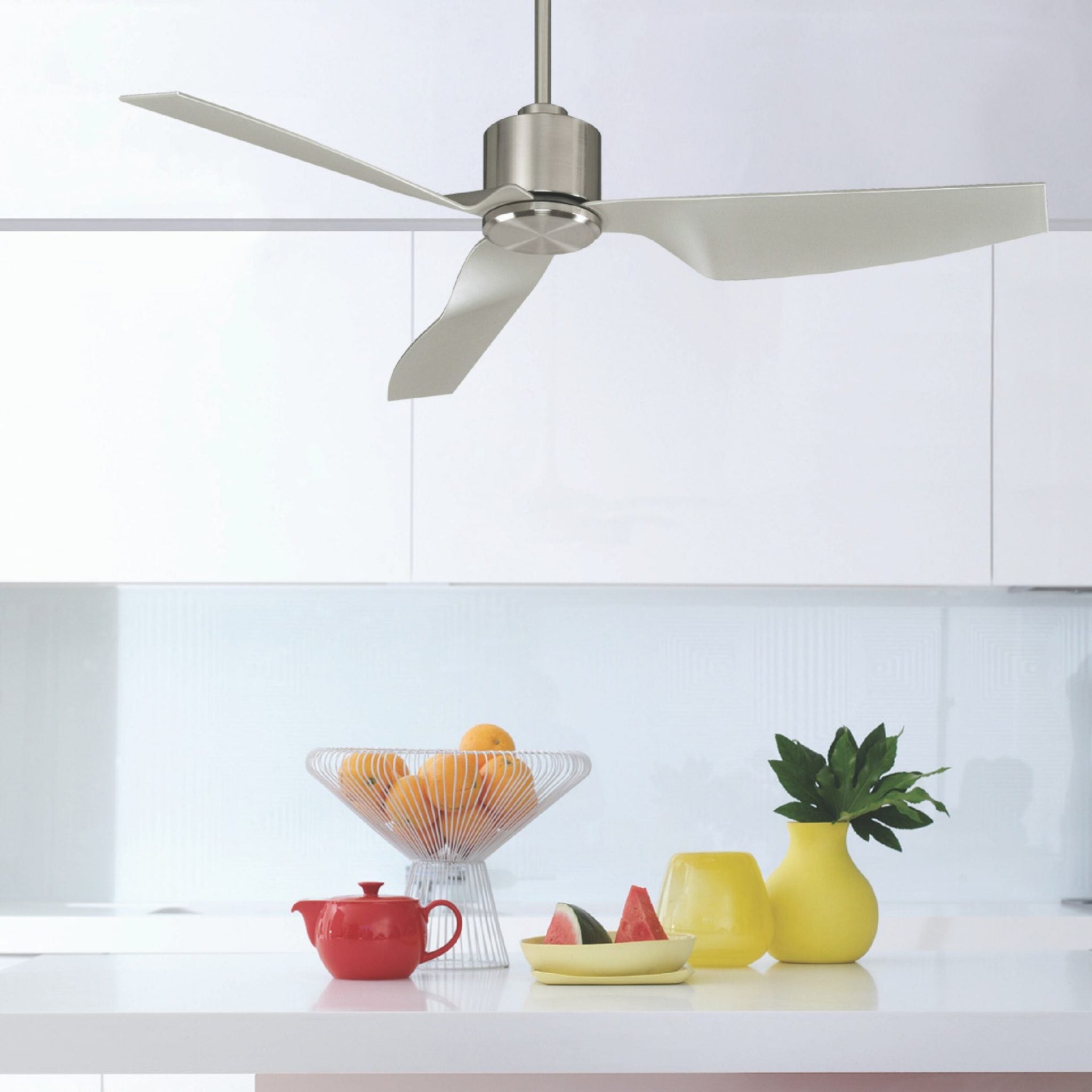 Airfusion Climate II ceiling fan with contemporary design, aerodynamic blades, and efficient airflow performance for homes, apartments, offices, and hospitality spaces in Indonesia | Kipas angin plafon Airfusion Climate II dengan desain kontemporer, blade aerodinamis, dan performa airflow efisien untuk rumah, apartemen, kantor, dan area hospitality di Indonesia