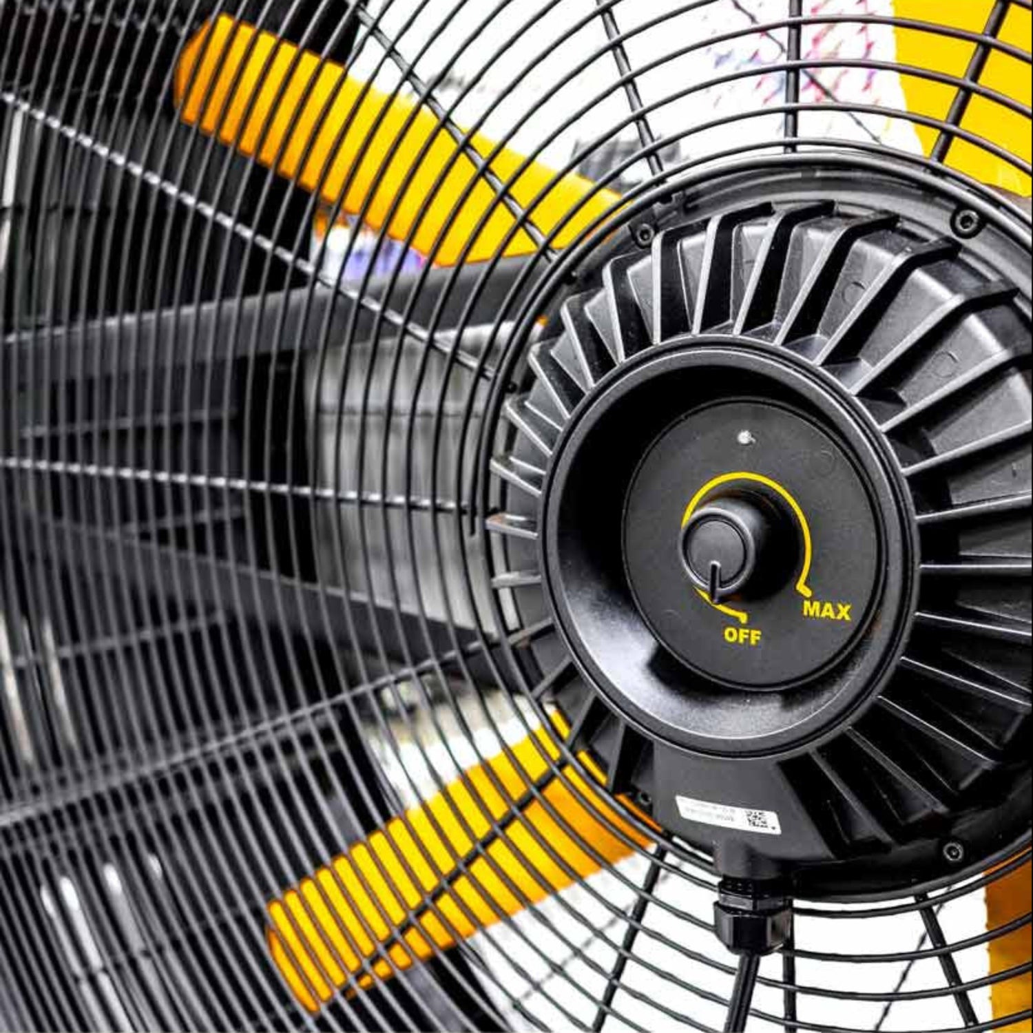 Big Ass Fans Sidekick portable directional barrel fan for warehouses, gyms, workshops, and commercial airflow in Indonesia | Kipas barrel directional portable Big Ass Fans Sidekick untuk gudang, gym, workshop, dan sirkulasi udara komersial di Indonesia