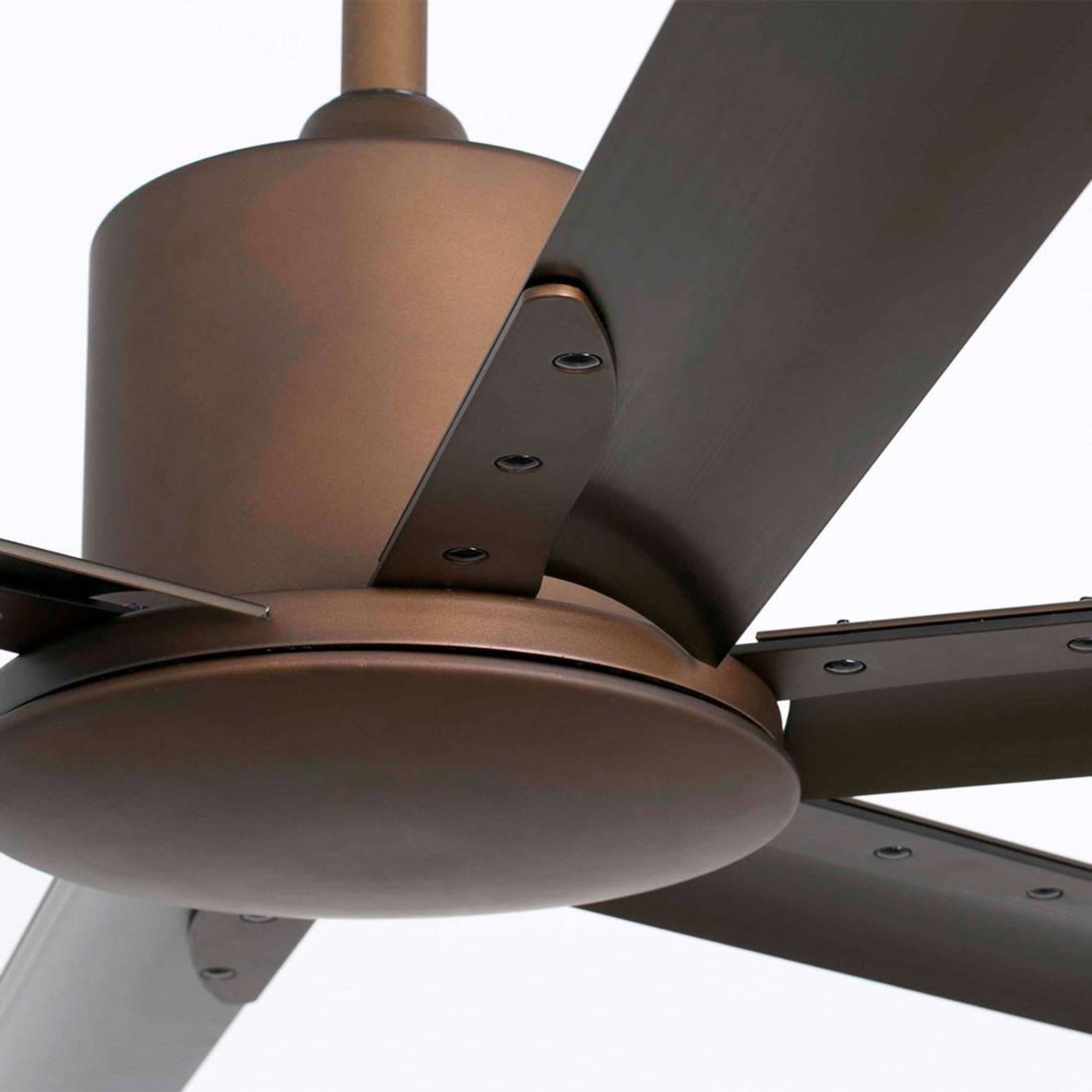 Faro Andros large ceiling fan with aerodynamic blades and contemporary architectural design for villas, resorts, restaurants, and spacious interiors in Indonesia | Kipas angin plafon Faro Andros berukuran besar dengan blade aerodinamis dan desain arsitektural modern untuk villa, resort, restoran, dan ruang luas di Indonesia